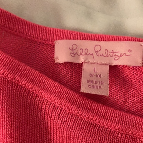 Lilly Pulitzer Large top gently used - Picture 3 of 3